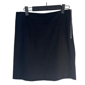 Banana Republic Size 0 Jet Black Mini Skirt With Side Silver Zipper Detail